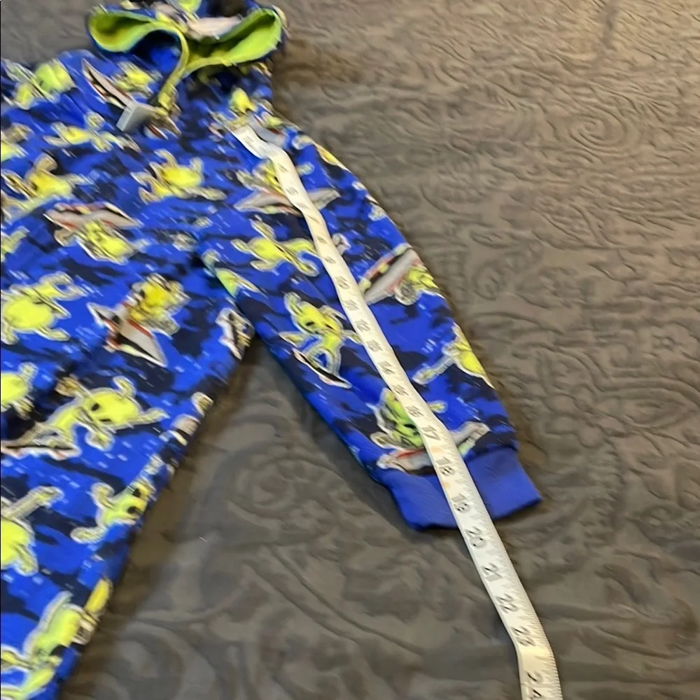 Blue Alien Print Onesie Pajamas Size M/M 7/8